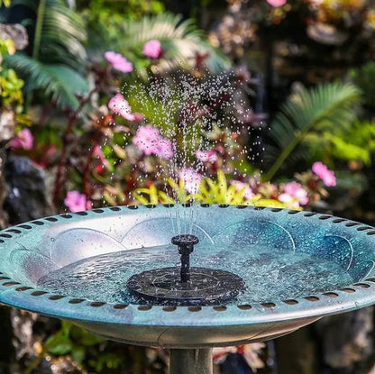 ☀️⛲ Napenergia Szökőkút Madárfürdő Szivattyú – 1.4W Napelem, 4 Fúvóka & Merülő Kivitel Tóhoz, Kerthez és Medencéhez 🦜💧