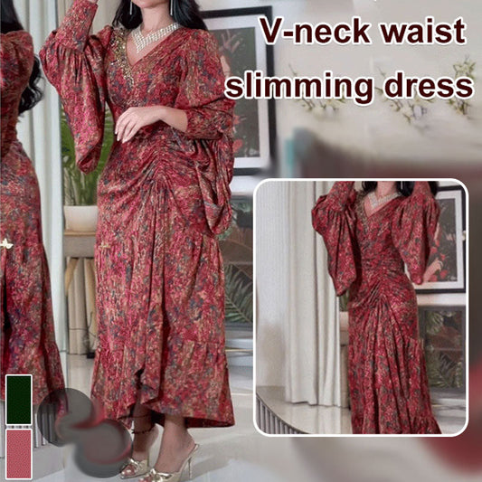 Nyomott mintás ruha V-nyakkivágással és püspökujjú ujjakkal