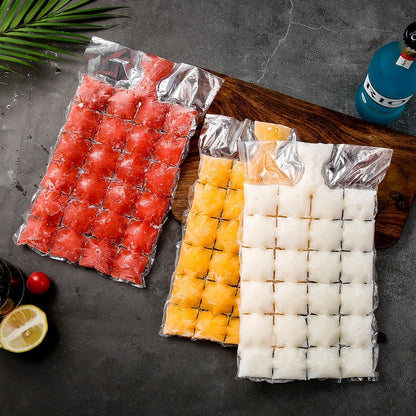 ❄️ Eldobható jégkészítő zacskó – Eszközmentes használat, helytakarékos kényelem és a tökéletes nyári bulik elengedhetetlen kiegészítője 🧊🎉