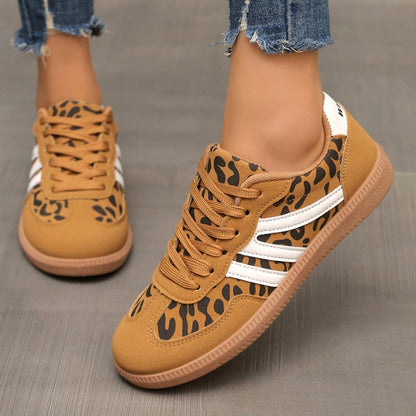 🔥🌬️ Stílusos, kerek orrú, csúszásgátló női szabadidőcipő 👟✨