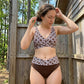 🌊 Női magas derekú kétrészes bikini szett – Szélesítő hatás, vintage stílus és magabiztos strandolás 🏖️👙